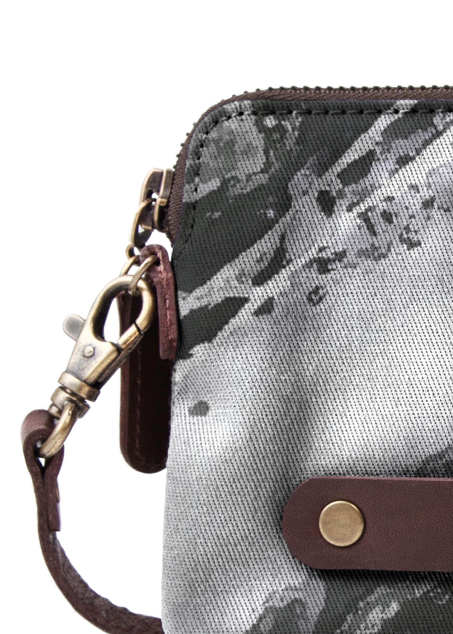Black Ink Juul Clutch2 - Image 3