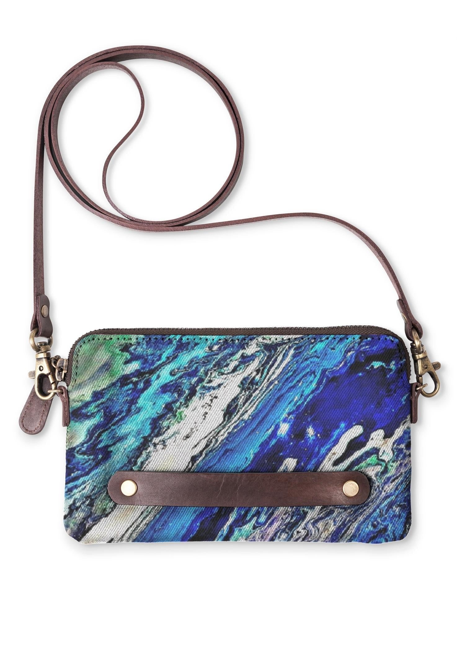Aquatic Clutch - Image 2